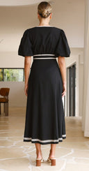 Lång maxiklänning för eleganta och formella tillfällen